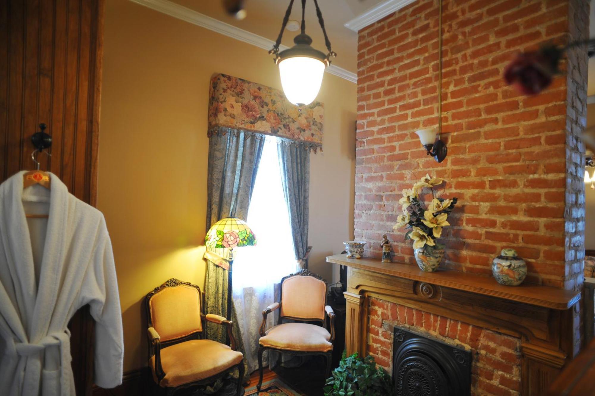 ניו אורלינס Hh Whitney House - A Bed & Breakfast On The Historic Esplanade מראה חיצוני תמונה